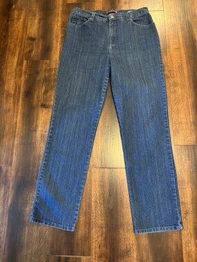 Gloria Vanderbilt Women's Dark Blue Straight-Leg Jeans